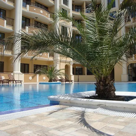 Flora Free Parking Apartman